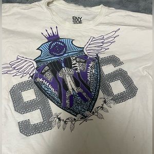 men’s XL tee shirt